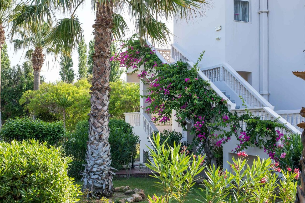 Lardos Bay Hotel Екстер'єр фото