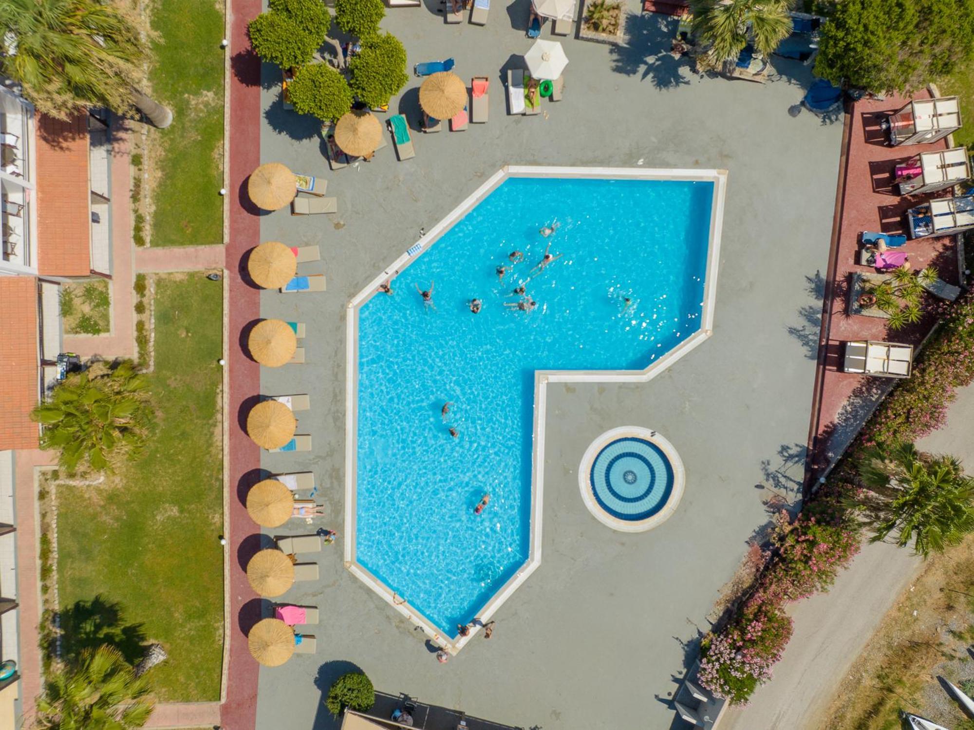 Lardos Bay Hotel Екстер'єр фото